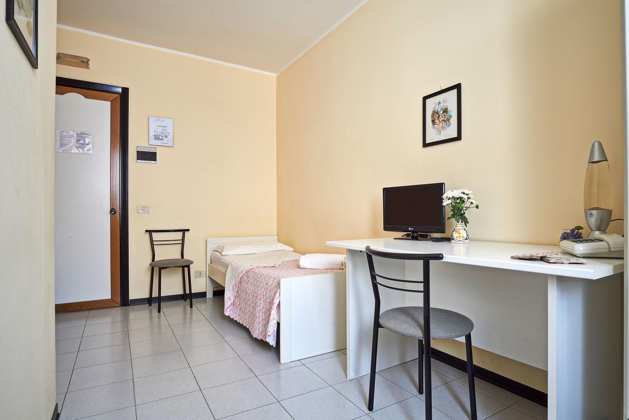 Hotel Mazzurco Cesarò Exterior foto